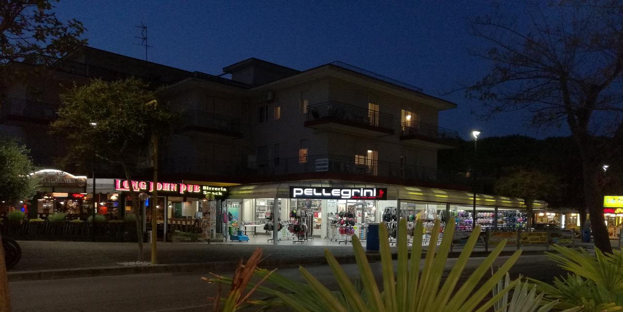 Residence Condominio Roma Eraclea Mare Eksteriør bilde